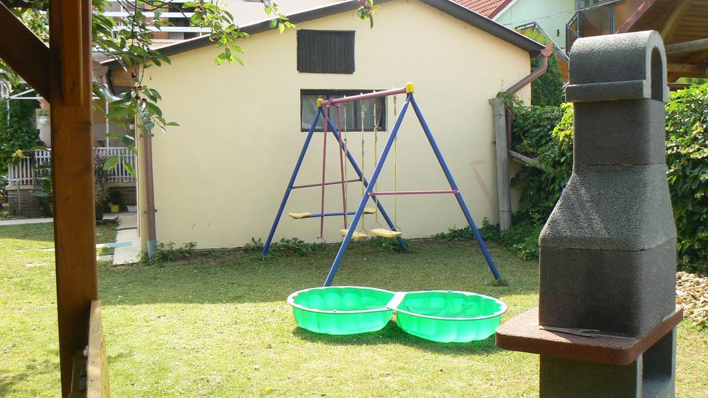 Magdalena Haz Apartment Balatonlelle Bagian luar foto